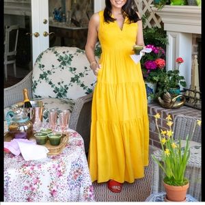 Antonio Melani yellow maxi dress size 4- never worn. New with tags!